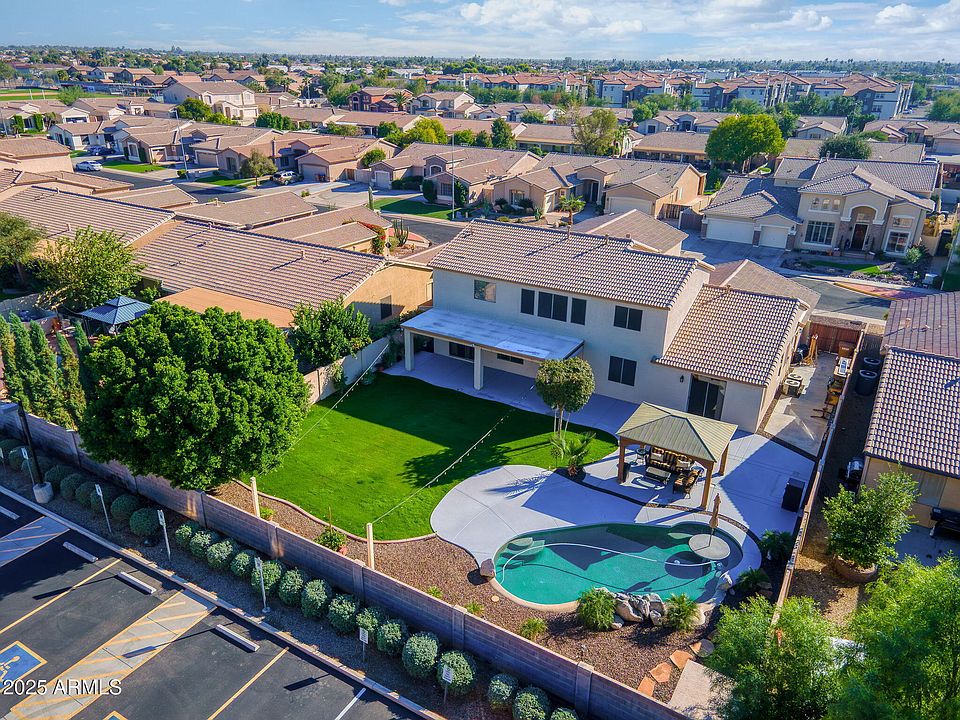 1st image of 8180 W GELDING Drive