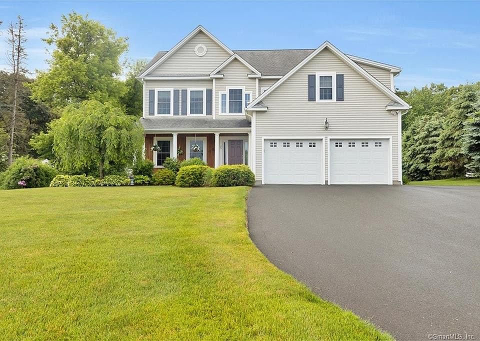 1st image of 25 Porriello Dr