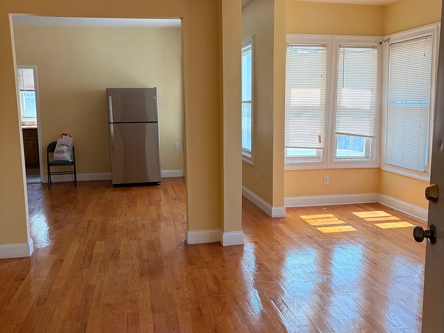 Chandler St, Far Rockaway — Photo 2