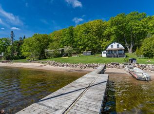 437 Champlain Rd, Penetanguishene, ON L9M 1S5