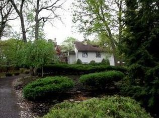 6 Rockledge Ct, Marlton, NJ 08053