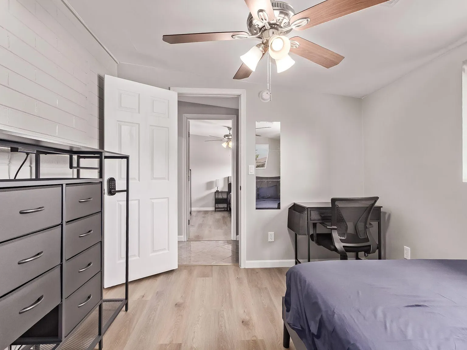 4 bed, 3.0 bath, 2125 sqft, $771 — Photo 2