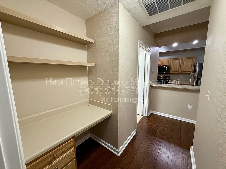 10075 Gate Pkwy N #2709 — Photo 26