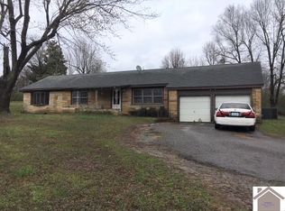 5112 Reidland Rd, Paducah, KY 42003