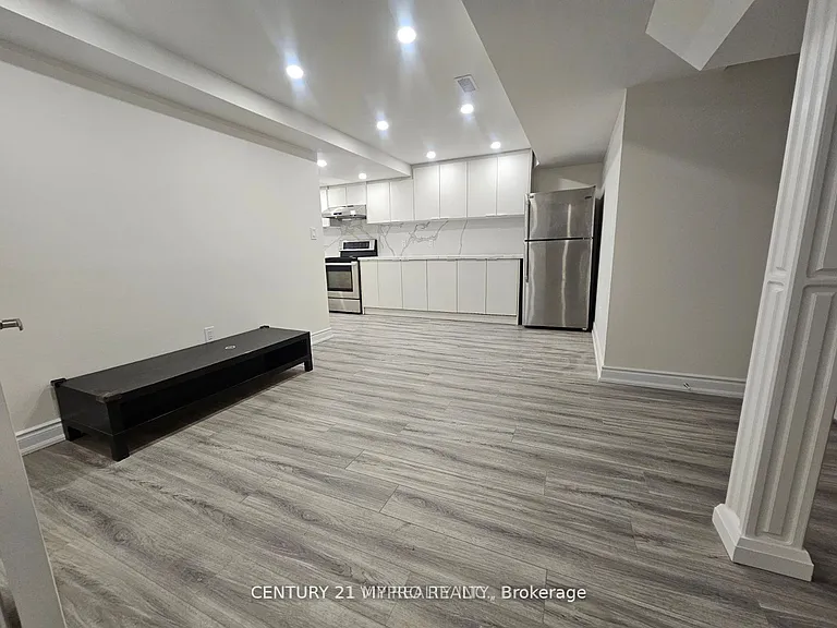 25 Kentley St #BASEMENT — Photo 2