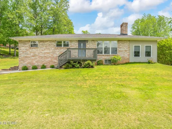 106 Wright Ln, Harriman, TN 37748
