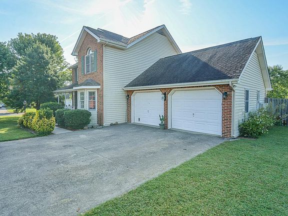 5th image of 1 Allison Ct