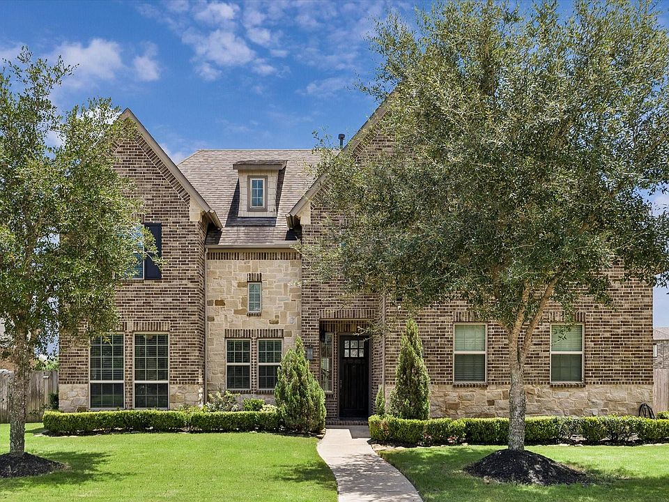 1st image of 1907 Sapphire Pines Ln