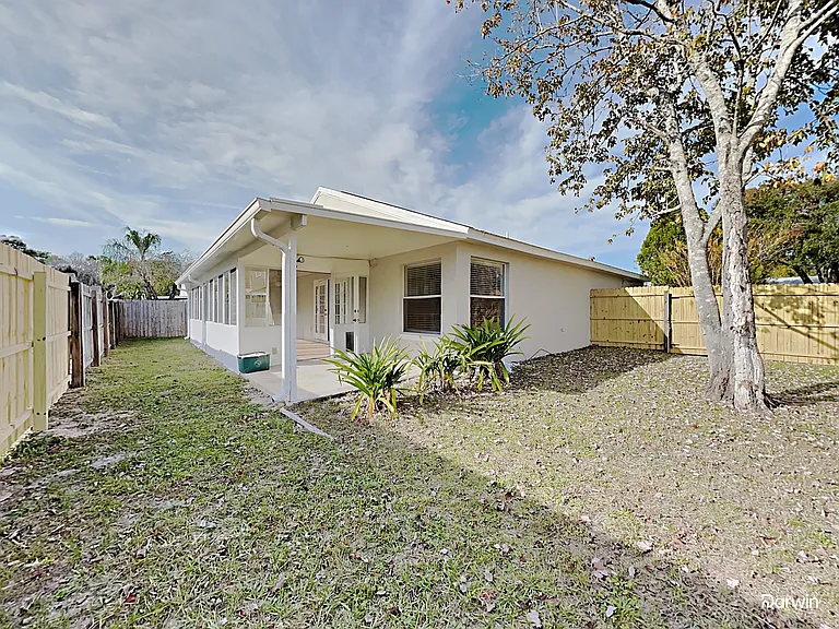 305 Cello Cir — Photo 17