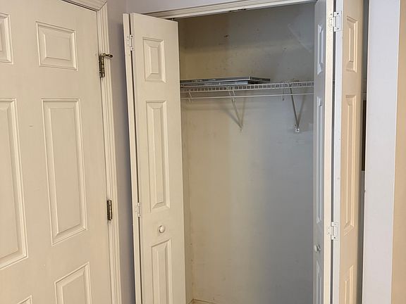 4th image of 3360 Tarleton W #3360