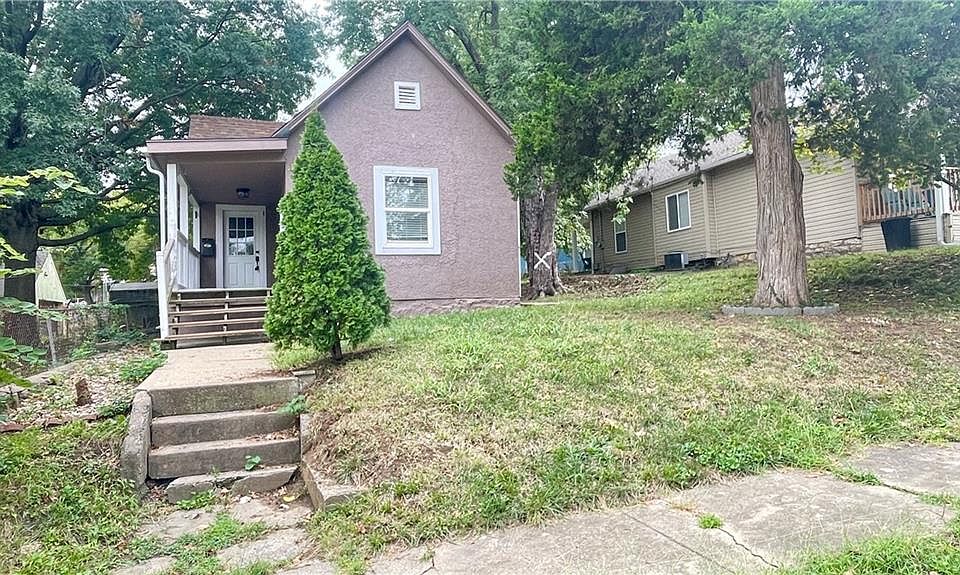 1st image of 3511 Ruby Ave