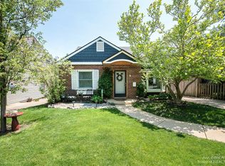 209 Glendale Dr, Ann Arbor, MI 48103