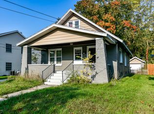 1051 Patton Ave NW, Grand Rapids, MI