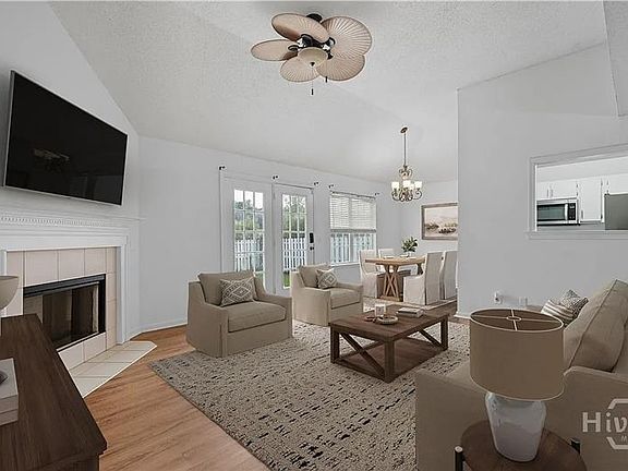 3rd image of 110 Katama Way