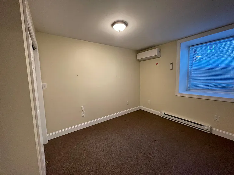 215 Washington Ln #5 — Photo 12
