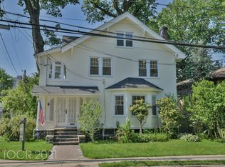 420 Bluff Rd, Fort Lee, NJ 07024