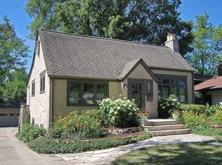 1533 George St, Downers Grove, IL 60516