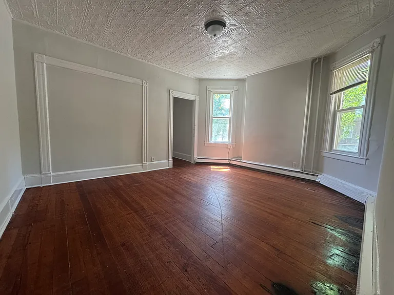 115 Putnam St #1A — Photo 4