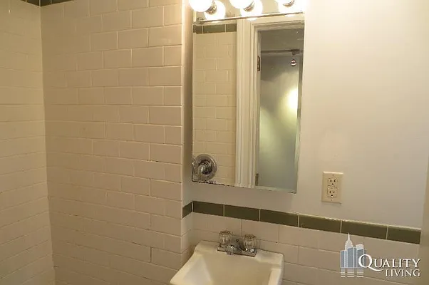 Rented by Quality Living Realty | media 8