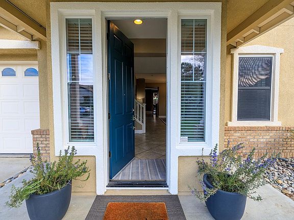 4th image of 2833 S Prosperity Ct