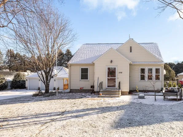 106 Harrison Ave NE, Racine, MN 55967