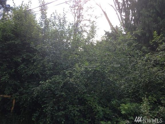 3rd image of 1708 21st St SE