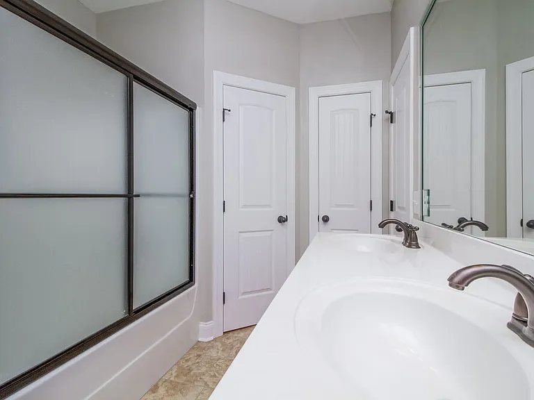 1067 Windtree Trce — Photo 16