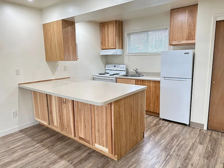 9041 16th Ave SW #9037 — Photo 3