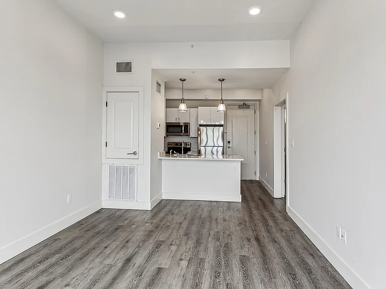 3001 Conti St #304 — Photo 19