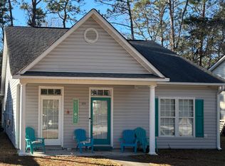 142 Charter Dr, Wilmington, NC 28403