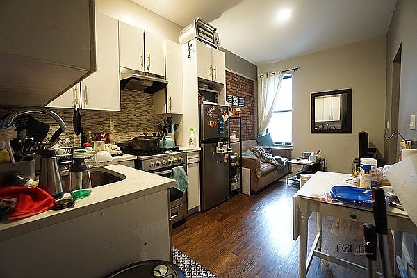 1st image of 823 Saint Johns Pl APT 1D
