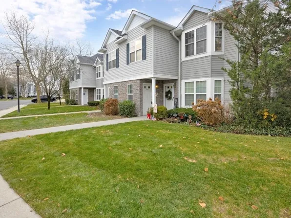 320 Medea Way, Central Islip, NY 11722