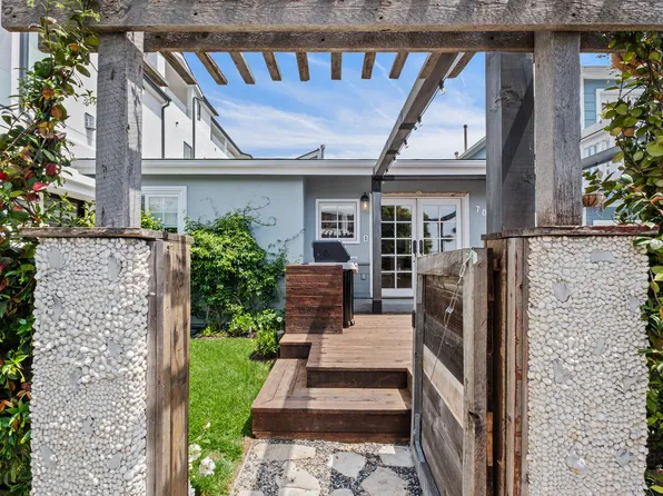 708 Avocado Ave #1, Corona Del Mar, CA 92625