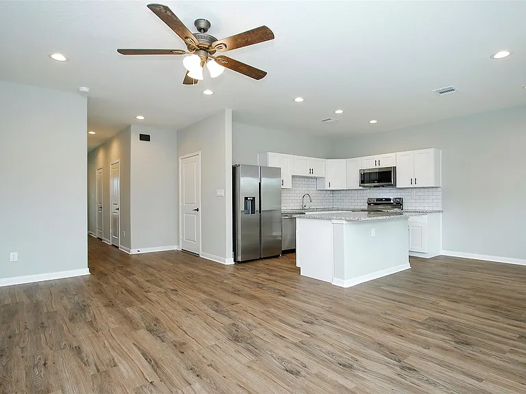 14010 Longstreet Rd #1B — Photo 9