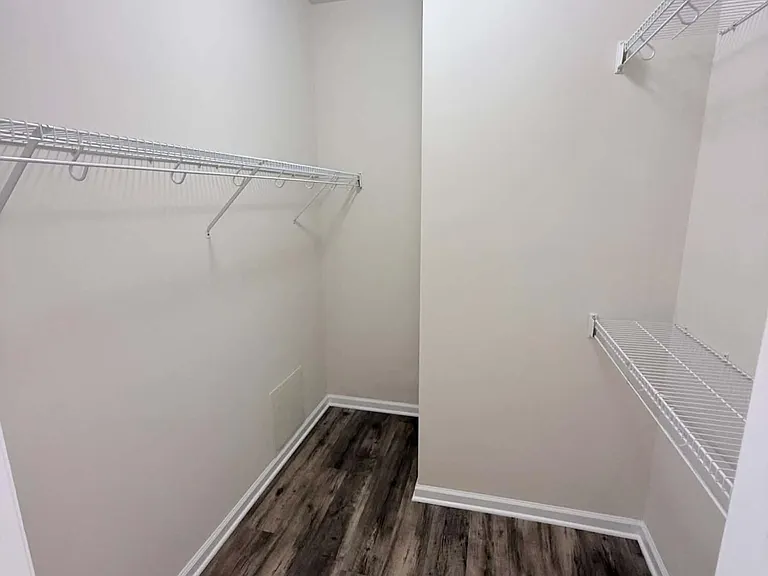 1111 Turtle Creek Rd #E — Photo 8