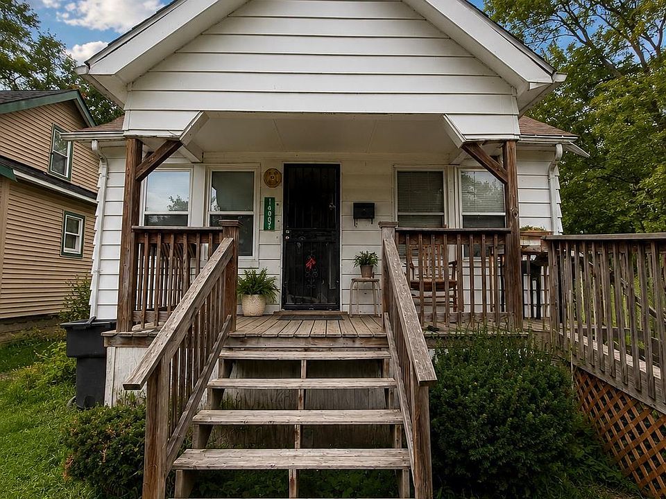 1st image of 14007 Heyden St