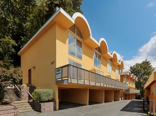 855 SW Broadway Dr APT 22, Portland, OR 97201