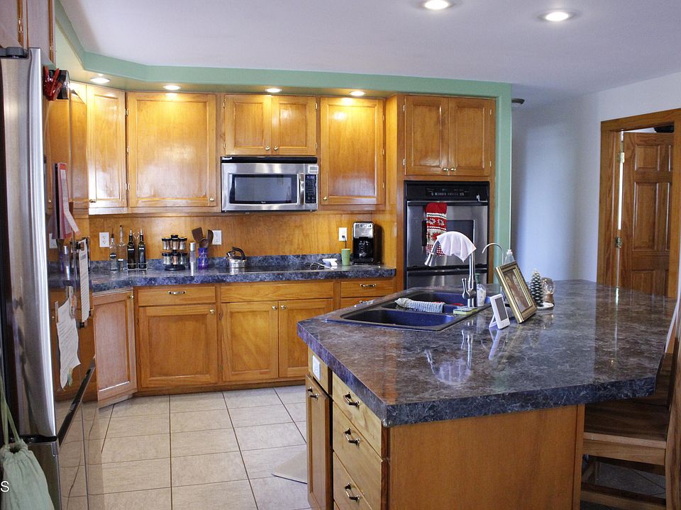 1407 S Blossom Dr, Menoken, ND 58558 Zillow