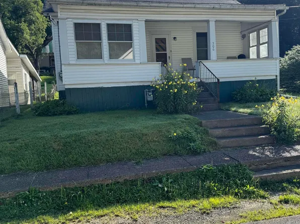 506 Broad St, Weston, WV 26452