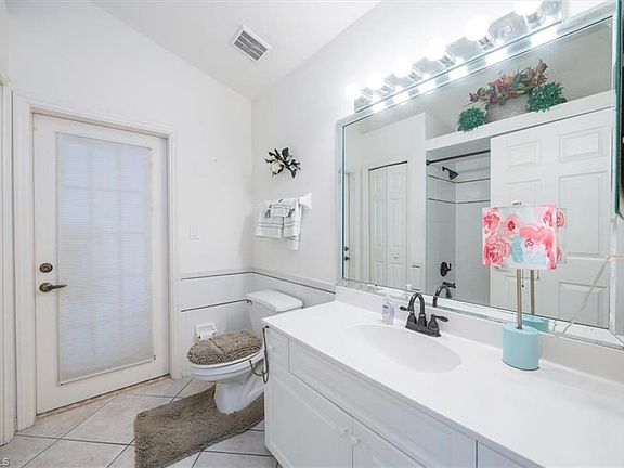 5th image of 2278 Kirtland Dr