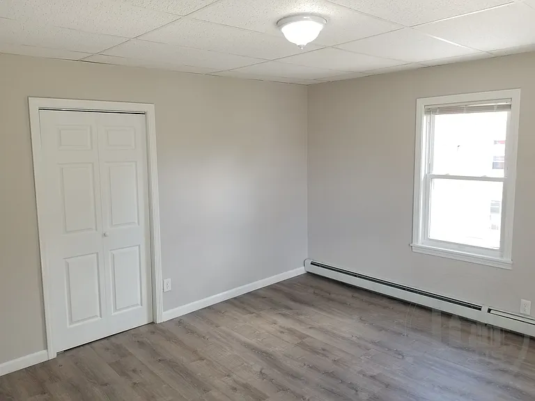 15 Walnut St — Photo 18