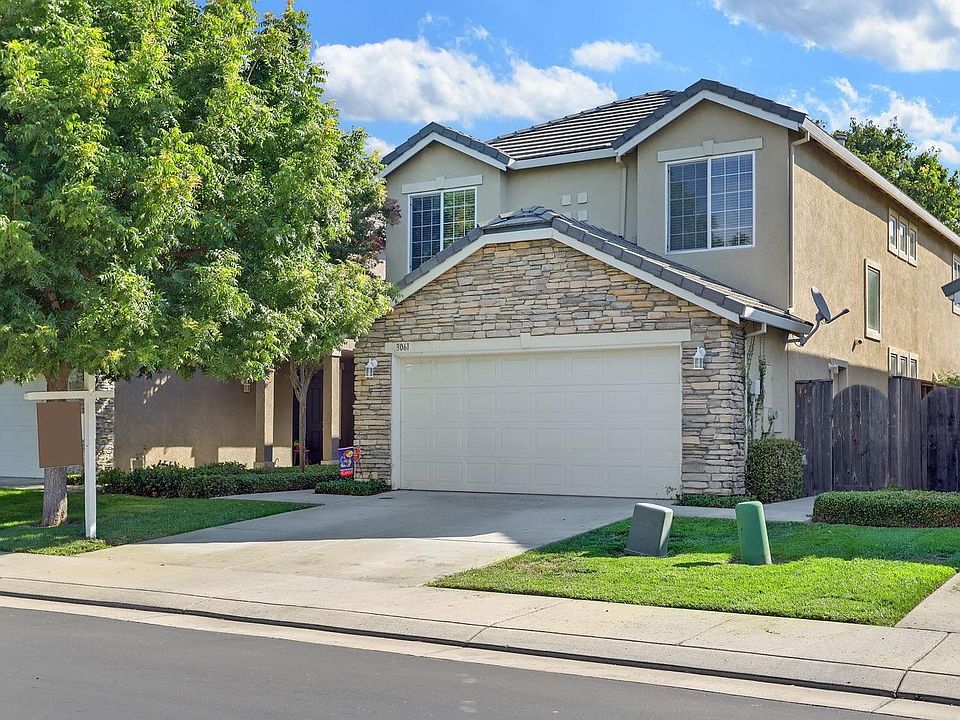 1st image of 3061 English Oak Cir