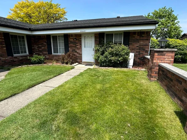 32622 Valley Dr, Warren, MI 48093