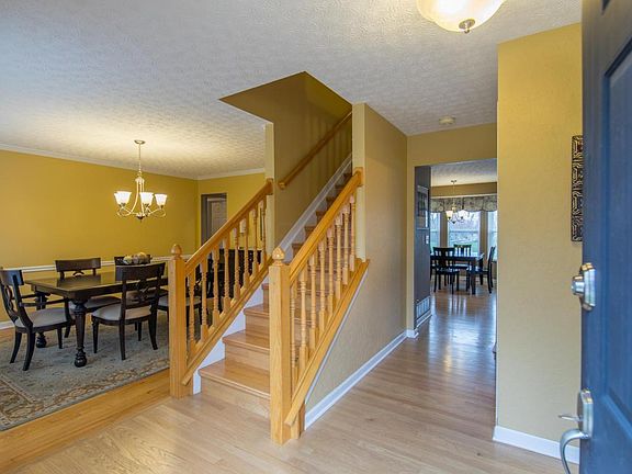3rd image of 7658 Macrenan Ln