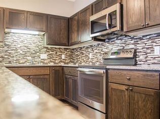 105 Wheeler Ave, North Mankato, MN 56003