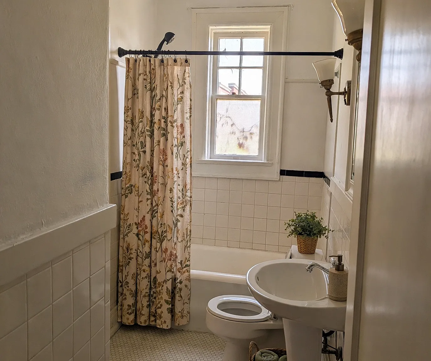 106 Hamilton Ave — Photo 3