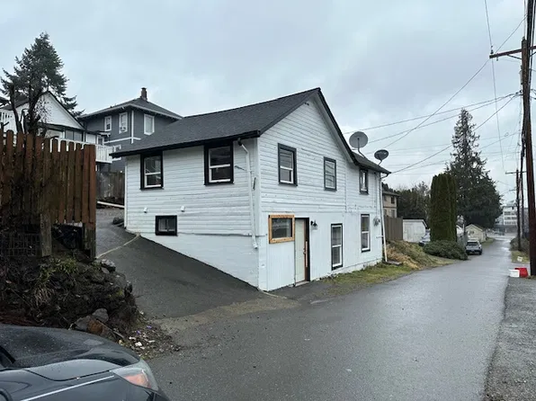 3221.5 Grand Ave, Everett, WA 98201