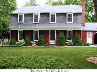 48 Fenwood Grove Rd, Old Saybrook, CT 06475