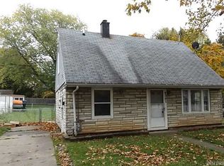 4301 Crescent Dr, Niagara Falls, NY