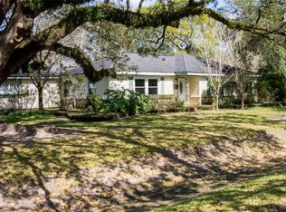 406 George St, Alvin, TX 77511